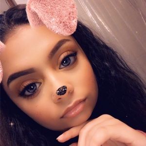 Meet your Posher, Tahirys